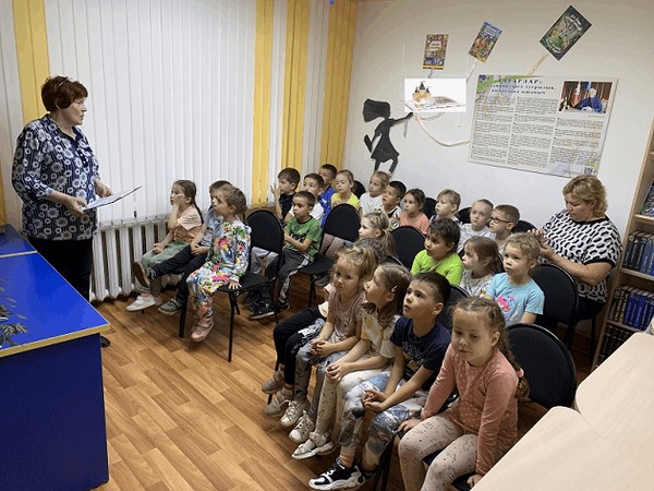 Литературный час «Волшебный сад Любови Воронковой»