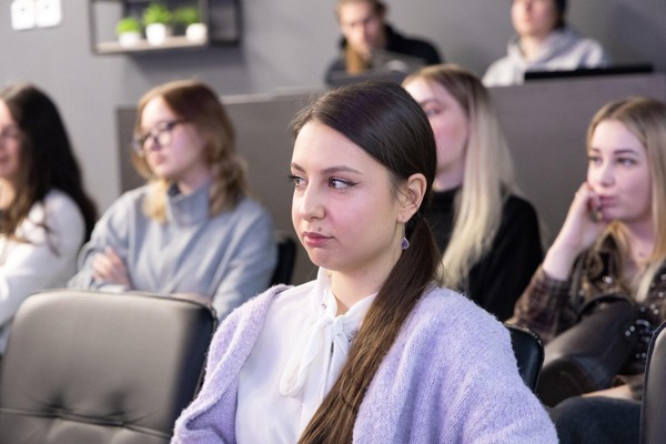 Встреча книжного клуба: «Тэсс из рода дэрбервиллей»