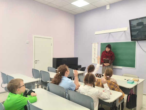 Беседа «Праздник, который объединяет поколения»