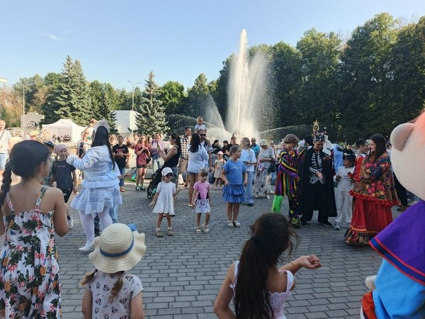 Спортивная программа «Веселая эстафета»