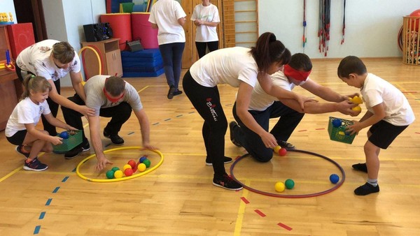 Беседа «Спорт во всех нас» в клубе «Семейная академия»