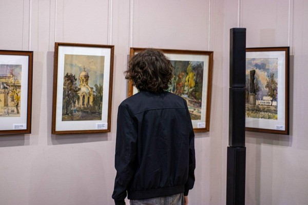 Экскурсия «Город из воздуха и света. Ульяновск в акварелях Н. Облезина»
