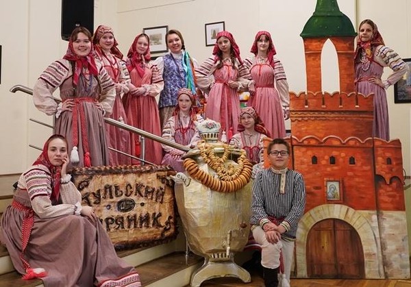 «Приходите, гости, к нам!»