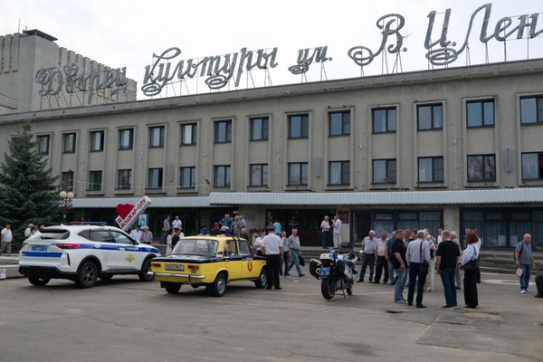 Детям знать положено Правила дорожные