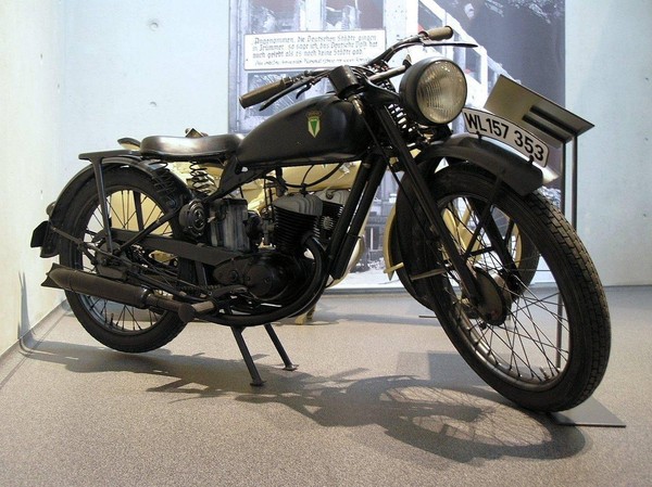 Тематическая беседа «Оружие Германии – мотоцикл DKW RT 125–1»