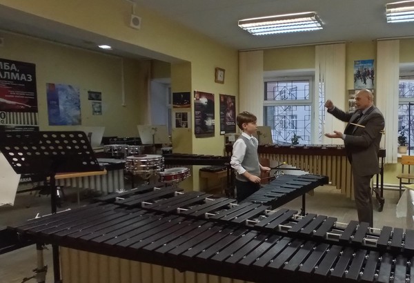 Андрей Зубов (ударные)