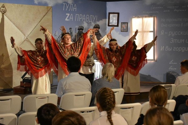 Литературно-художественная встреча «На поле Куликовом»