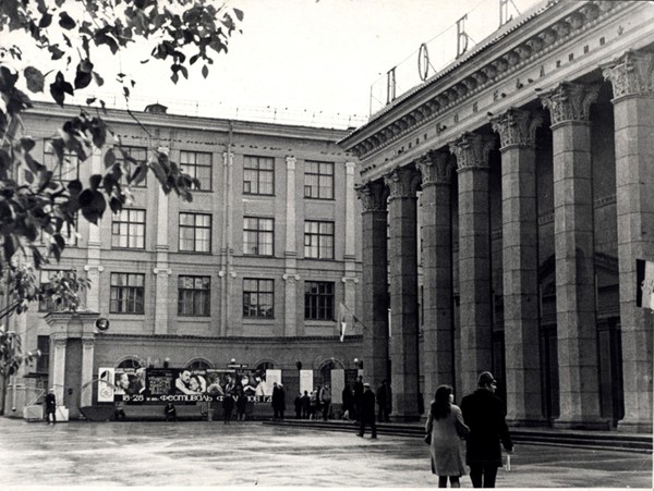 Выставка «Крупным планом»