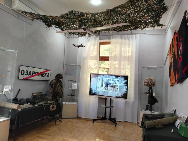 Выставка «Время героев»