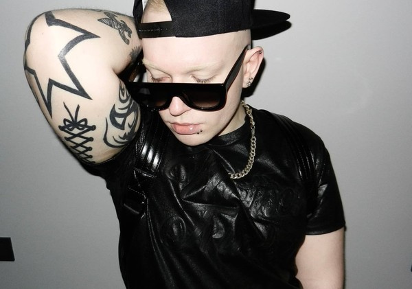Huzzy B