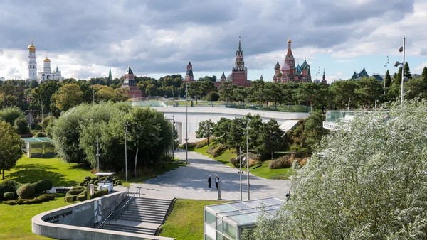 Обзорная экскурсия по парку «Зарядье»