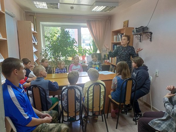 Познавательный час «Человек, возродивший кремль»