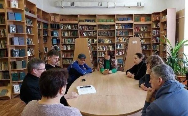 Час поэзии «Автор «Интернационала» и не только…»