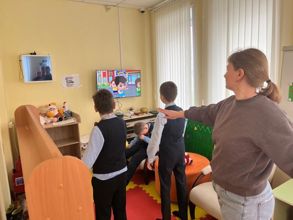 «Шаг за шагом»: развивающие занятия