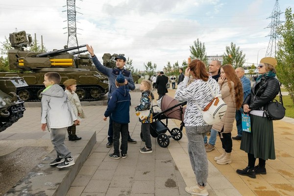 Экскурсия по парку военной техники «Патриот»