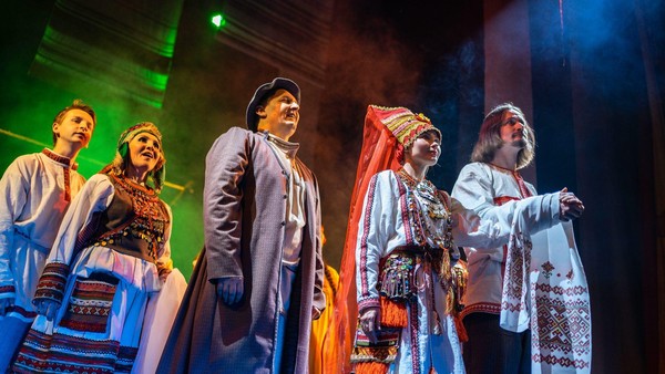 Спектакль «Качели с небес» / «Менелень нюрям»
