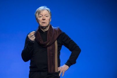 А. Збруев...