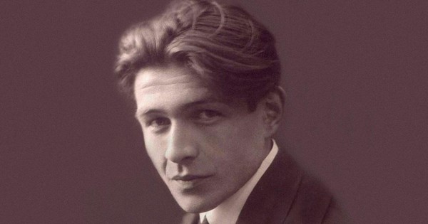 И закружит нас Петербургский, Приморский и Парижский сплин