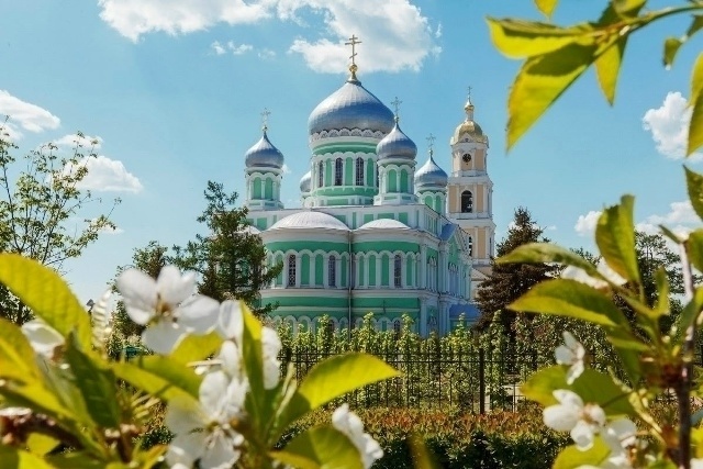 ✨ «Путешествие к Святым источникам» — Муром и Дивеево