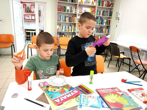 Познавательный мастер-класс «Подарок для любимой книги»