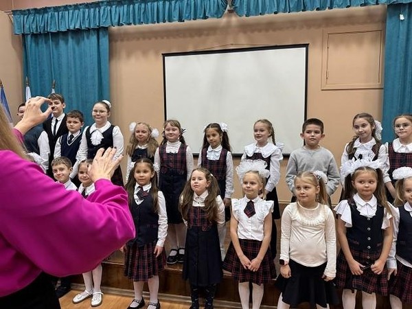 Виртуальная выставка «Лучшие детские хоровые коллективы России. БДХ им. В. Попова»