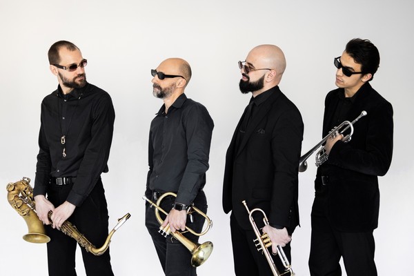 Good Orchestra. Хиты группы The Beatles