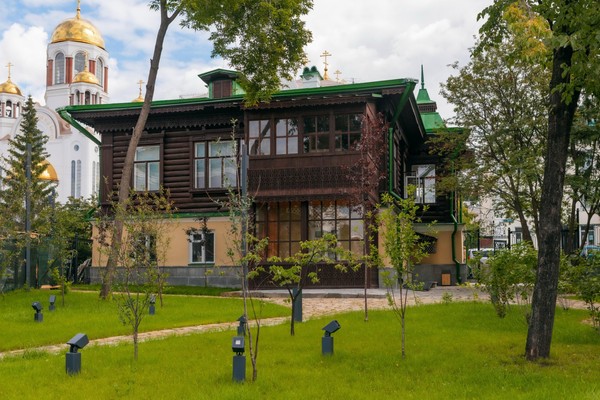 Экспозиции музея «Литературная жизнь Урала XIX века»