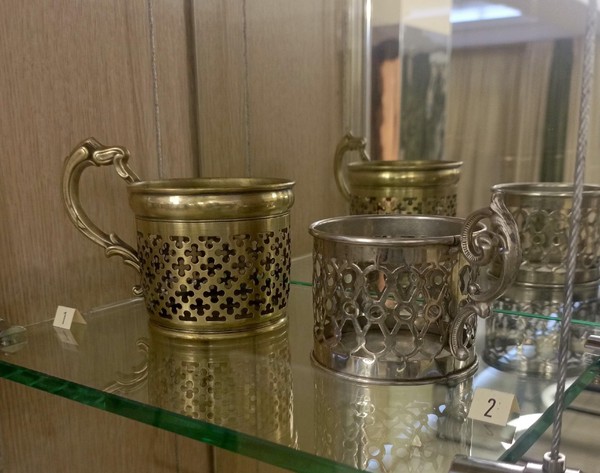 Экскурсия по выставке «Латы стеклянного рыцаря»