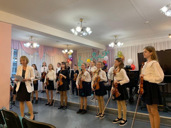 Концерт струнного отделения, посвященный Международному Дню музыки