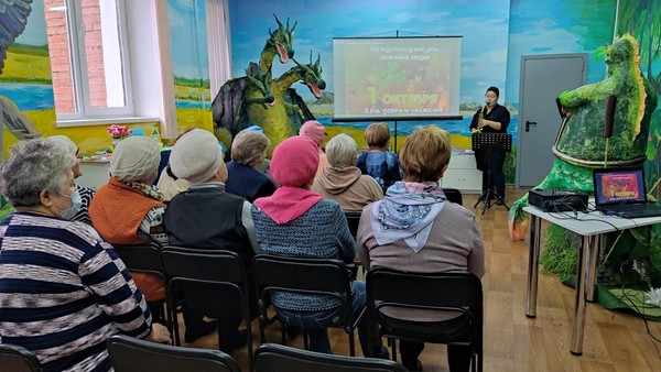 Час общения «Тепло души и мудрость лет»