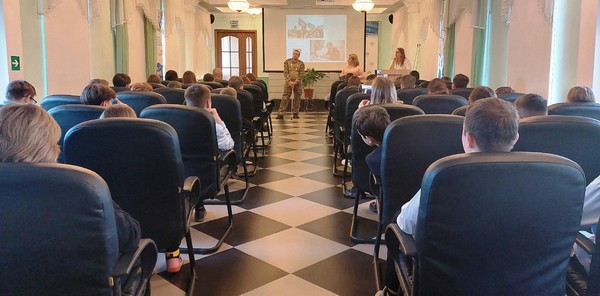 «Одна страна, одна семья, одна Россия»