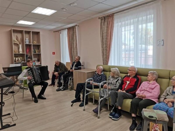 Концерт «Мелодия золотой осени»
