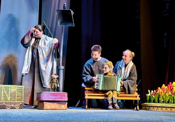 Спектакль «Женский фронт»