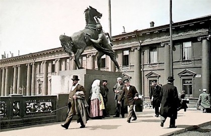 Салон с историей: Нувеллистъ №11 — концерт и экскурсия — Удивительные истории Невского проспекта — вечеринка с фуршетом в музее на Невском