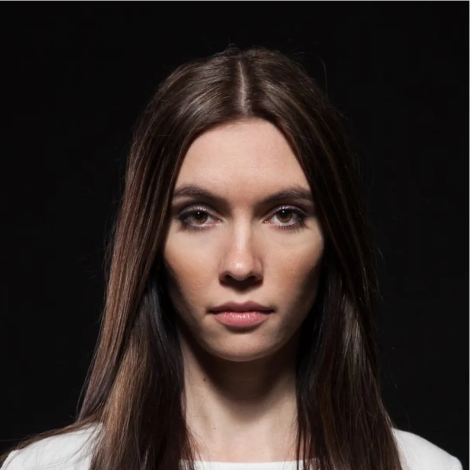 Ася Николова