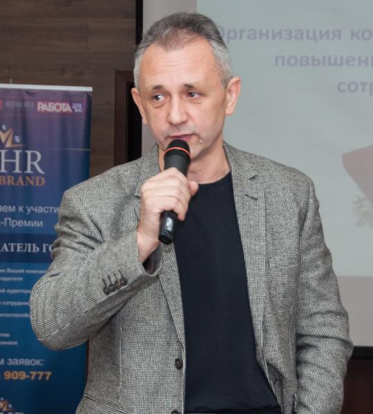 Владимир Владимирович Золотарев