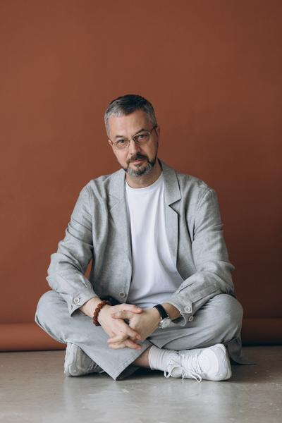 Сергей Сухов