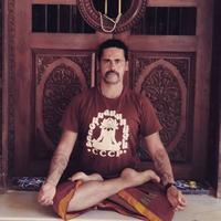 Илья Журавлев