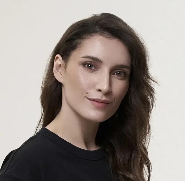 Анна Илющенко