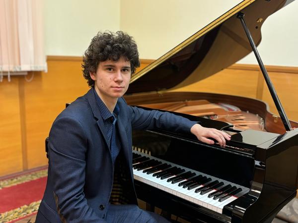 Игорь Селяков