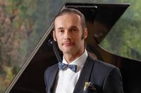 Евгений Стародубцев (фортепиано, лауреат международных конкурсов, композитор, педагог)