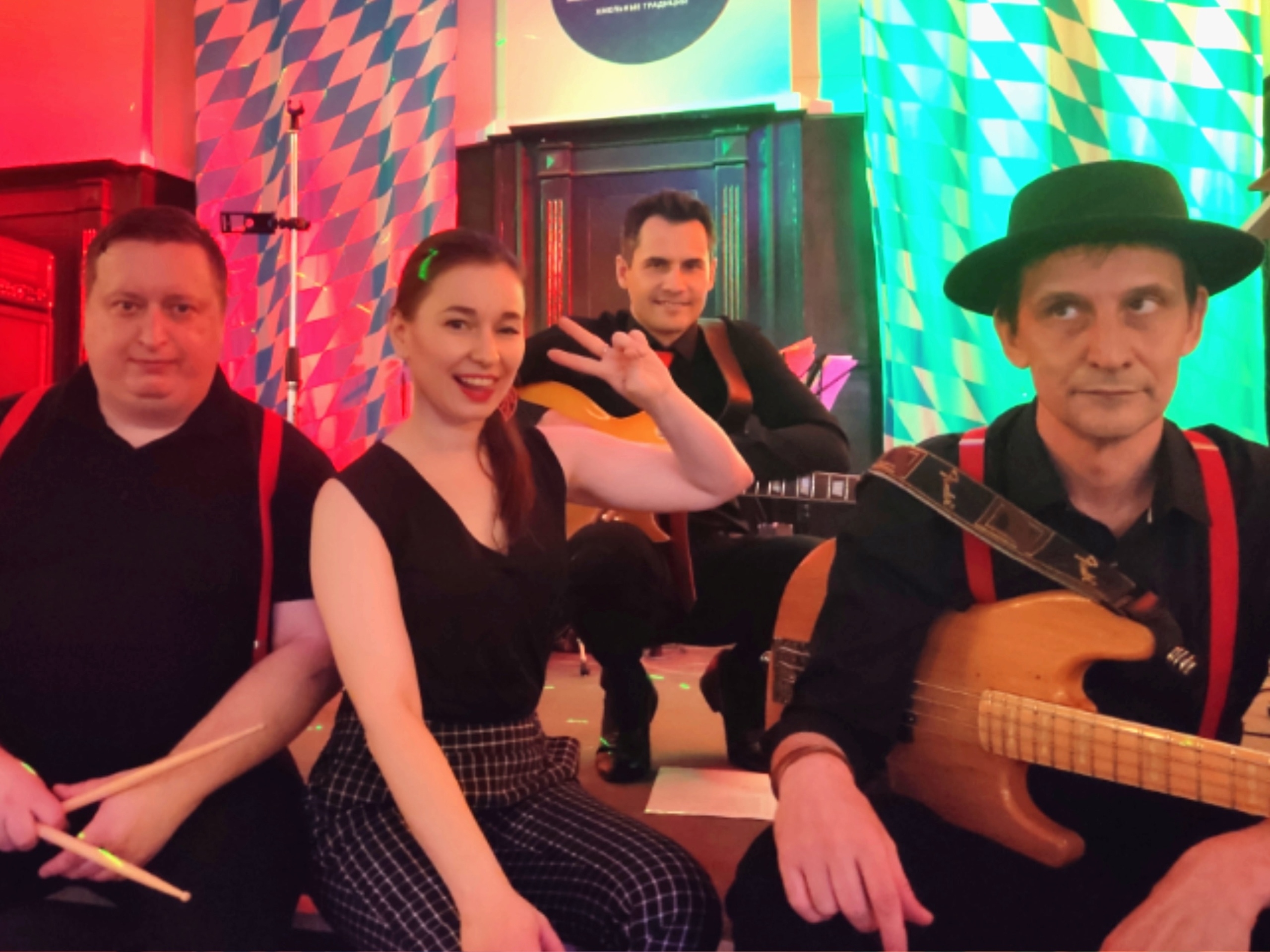 Концерт группы LAMAband в ресто-баре Синий Пушкин