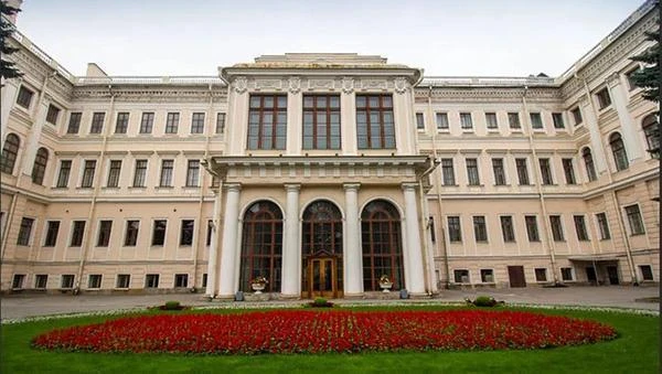 Аничков дворец