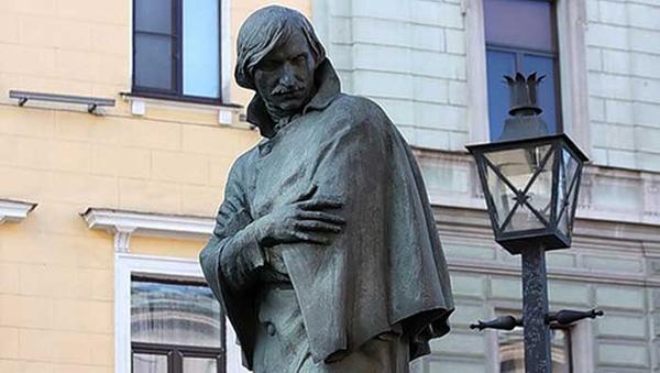 Место встречи: у памятника Н.В.Гоголю