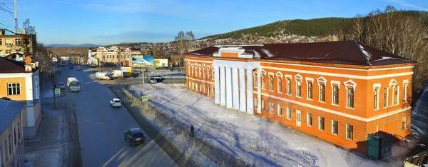 Дворец Михайловский