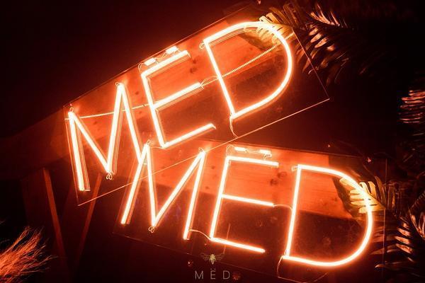 "MЁD kitchen"