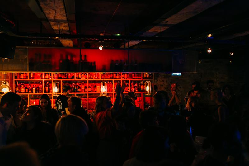 Тайный коктейльный бар ÖÖ