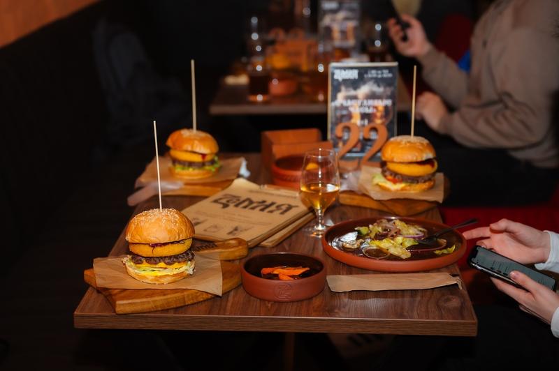 Земля на Пожарном 8